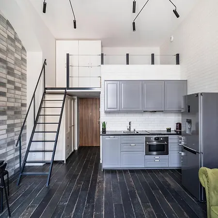 Апартаменти Nr 6 Z Antresola